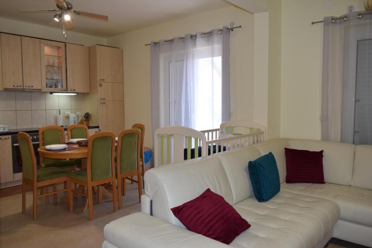 Apartmani Bobo Kotor Luaran gambar