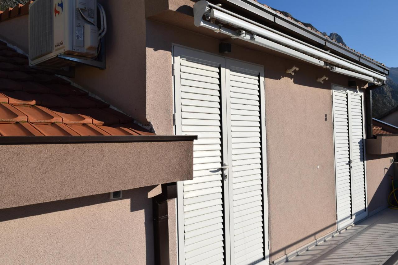 Apartmani Bobo Kotor Luaran gambar