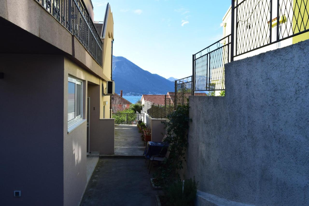 Apartmani Bobo Kotor Luaran gambar